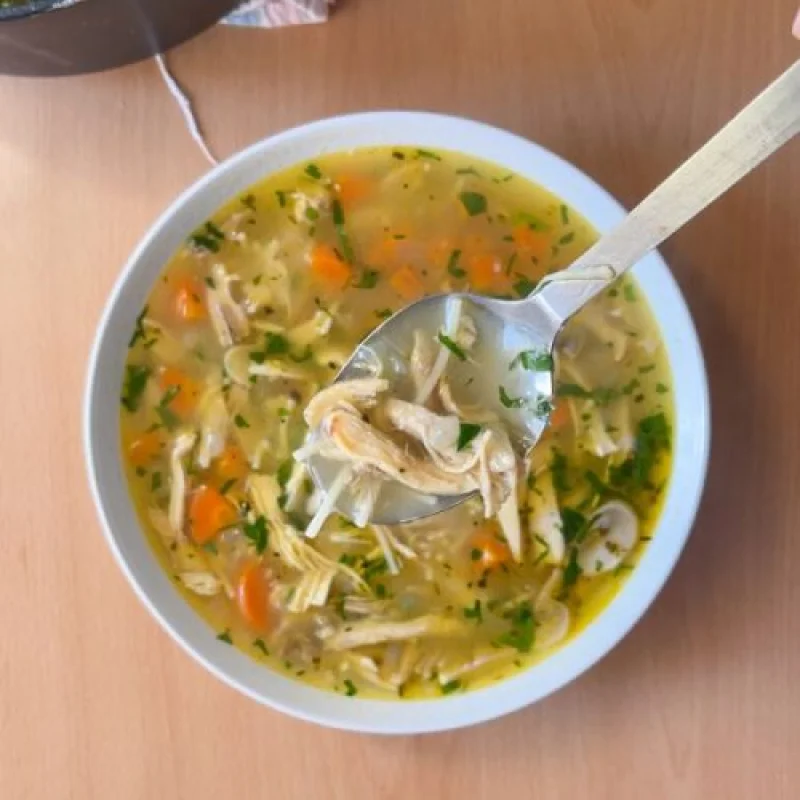 Consomé de Pollo